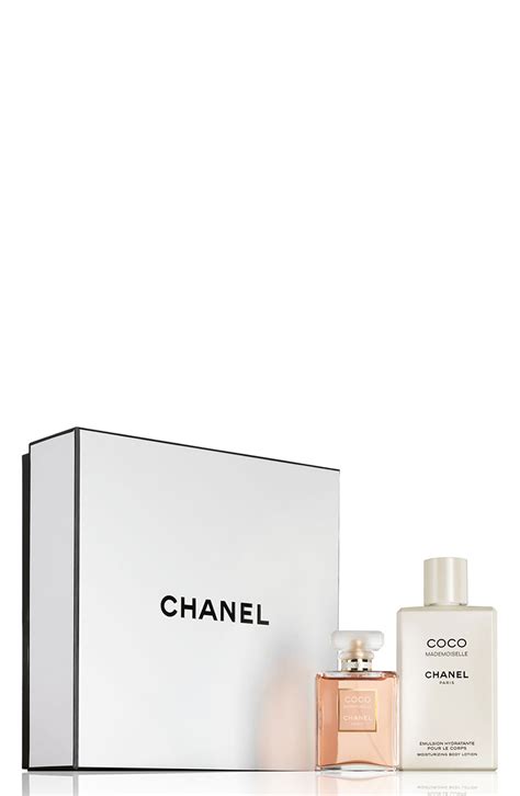 chanel perfume set for her|Chanel mademoiselle perfume gift set.